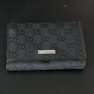 Gucci GG Monogram Medium Wallet